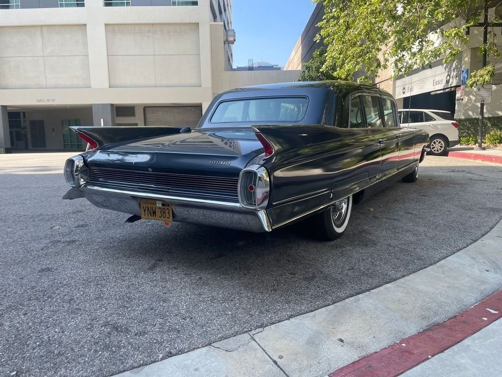 Cadillac-Fleetwood-1962-Limousine-6