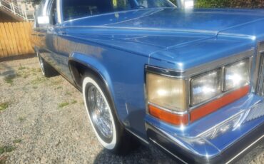 Cadillac-Fleetwood-1980-Sedan-14