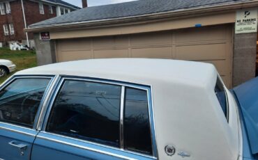 Cadillac-Fleetwood-1980-Sedan-22