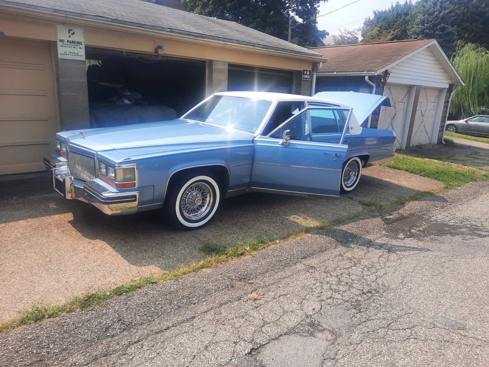 Cadillac-Fleetwood-1980-Sedan-9