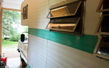 Cadillac-Other-1955-Van-Camper-12