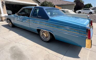 Cadillac-Other-1977-Coupe-17