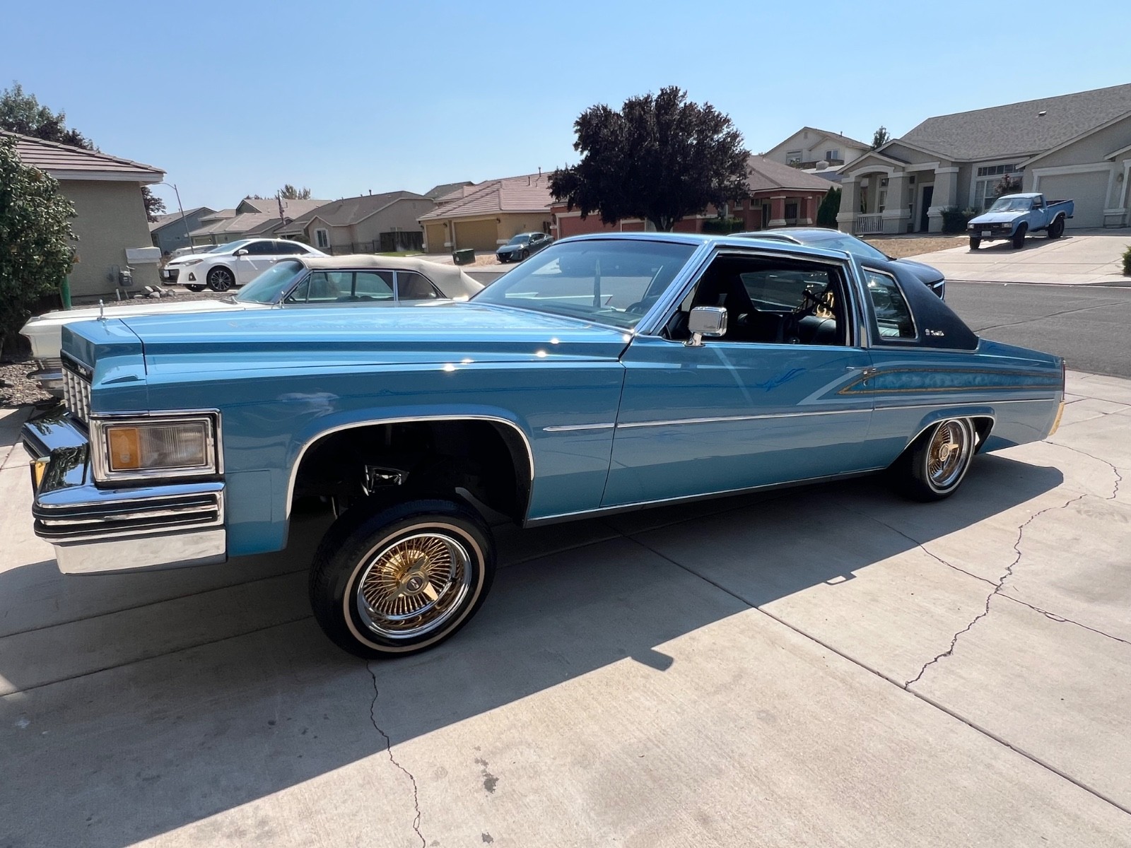 Cadillac-Other-1977-Coupe-19