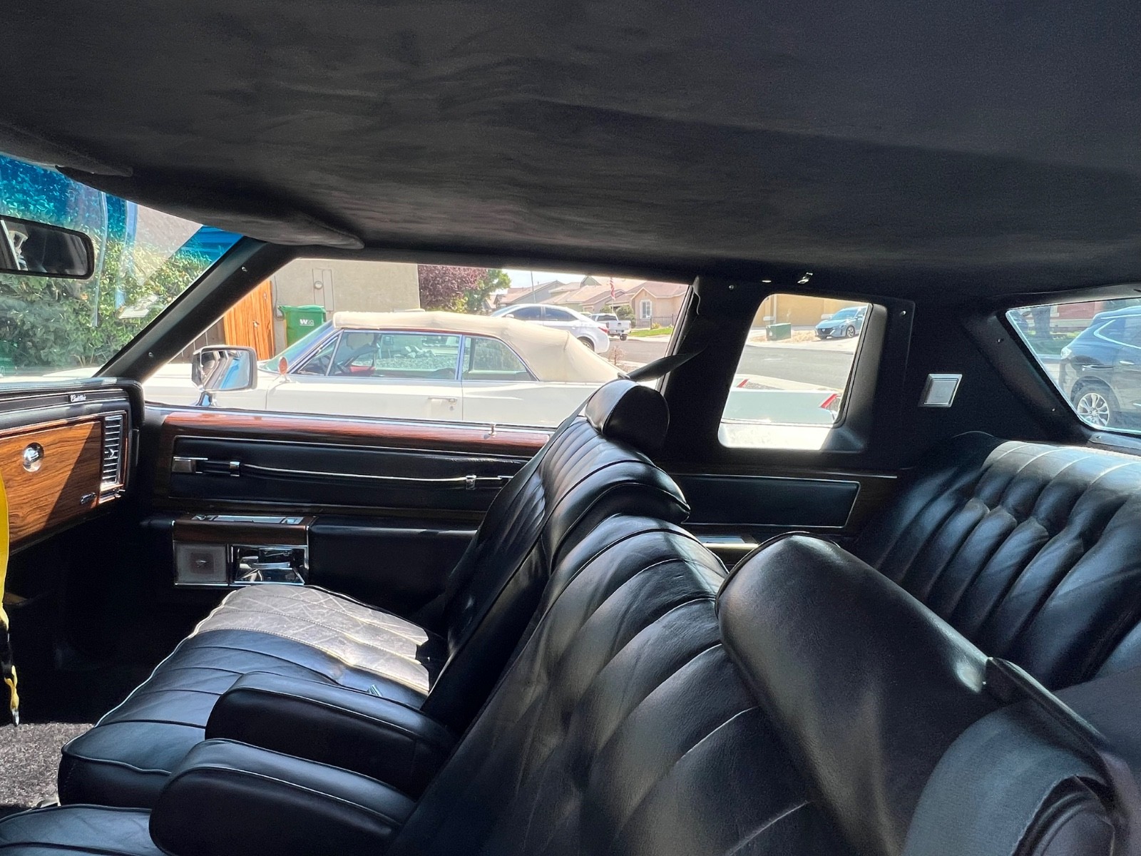 Cadillac-Other-1977-Coupe-23