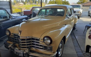 Cadillac-Other-cadillac-models-1947-Yellow-6