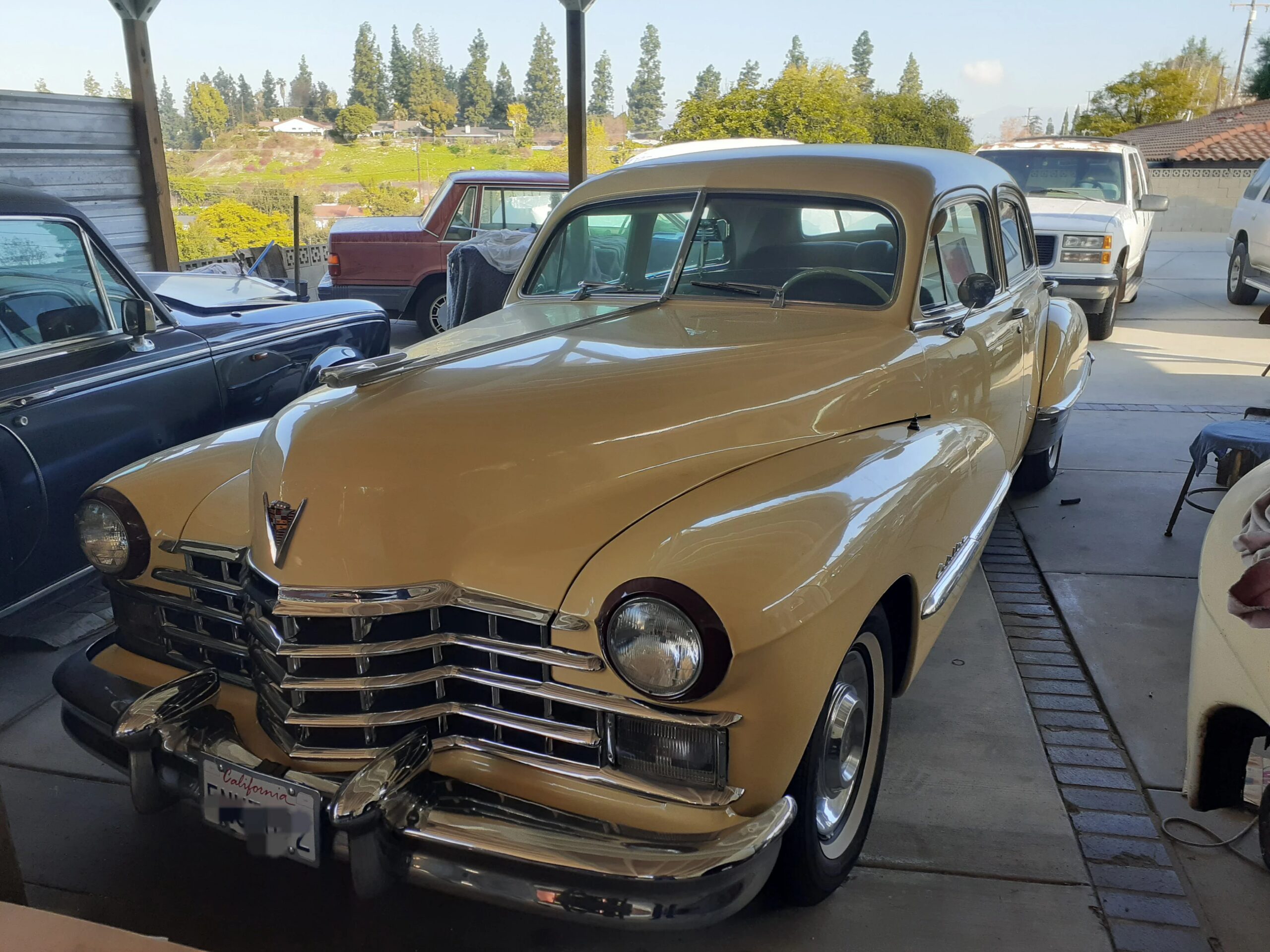 Cadillac-Other-cadillac-models-1947-Yellow-6