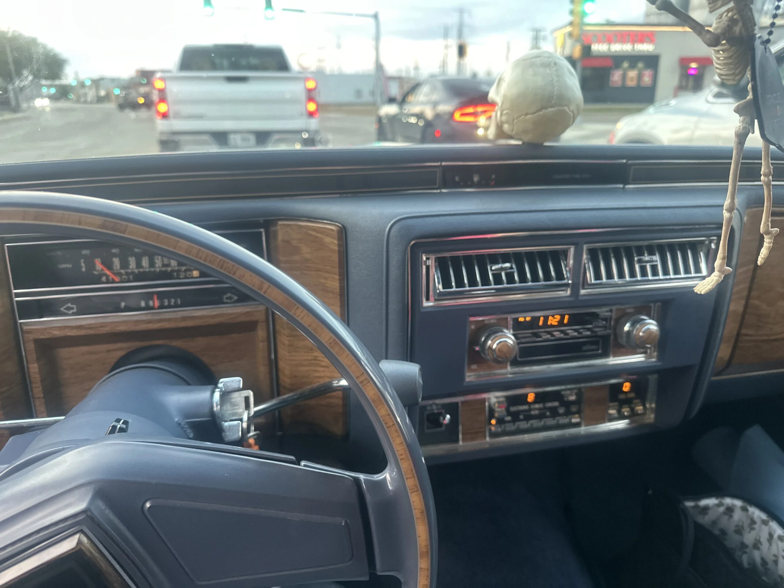 Cadillac-Other-cadillac-models-1984-Silver-Blue-1