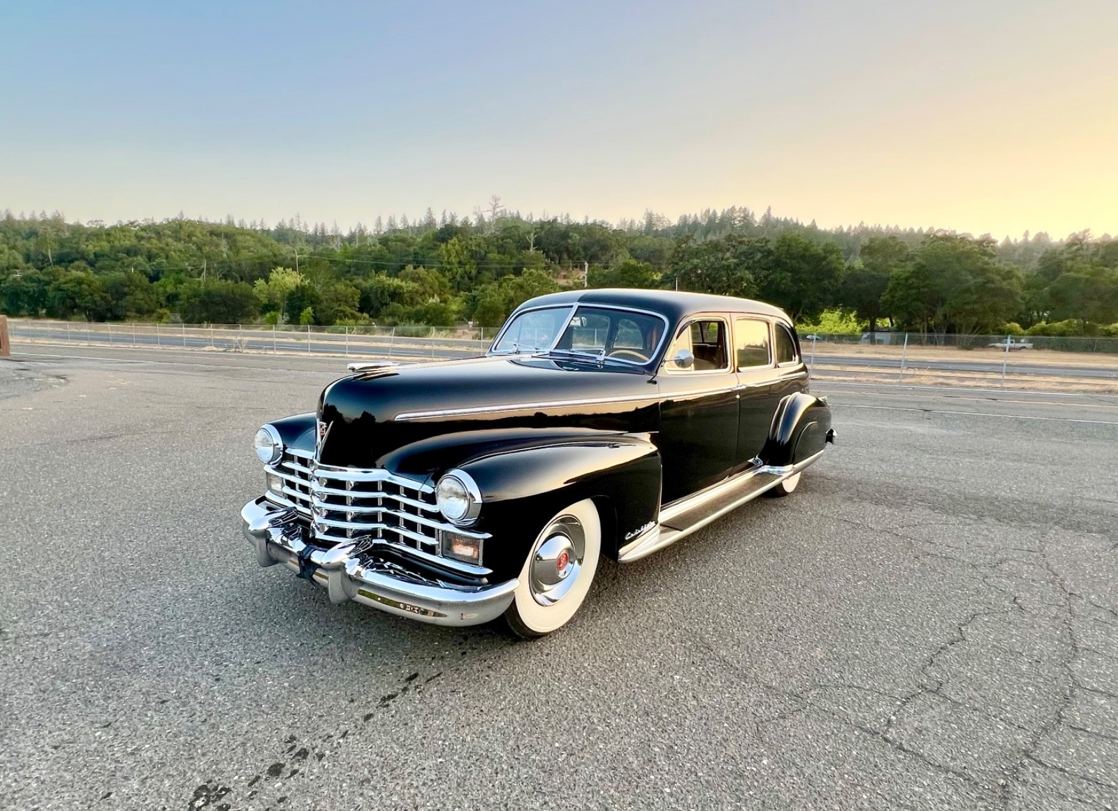 Cadillac-SERIES-75-LIMOUSINE-1948-Limousine-13