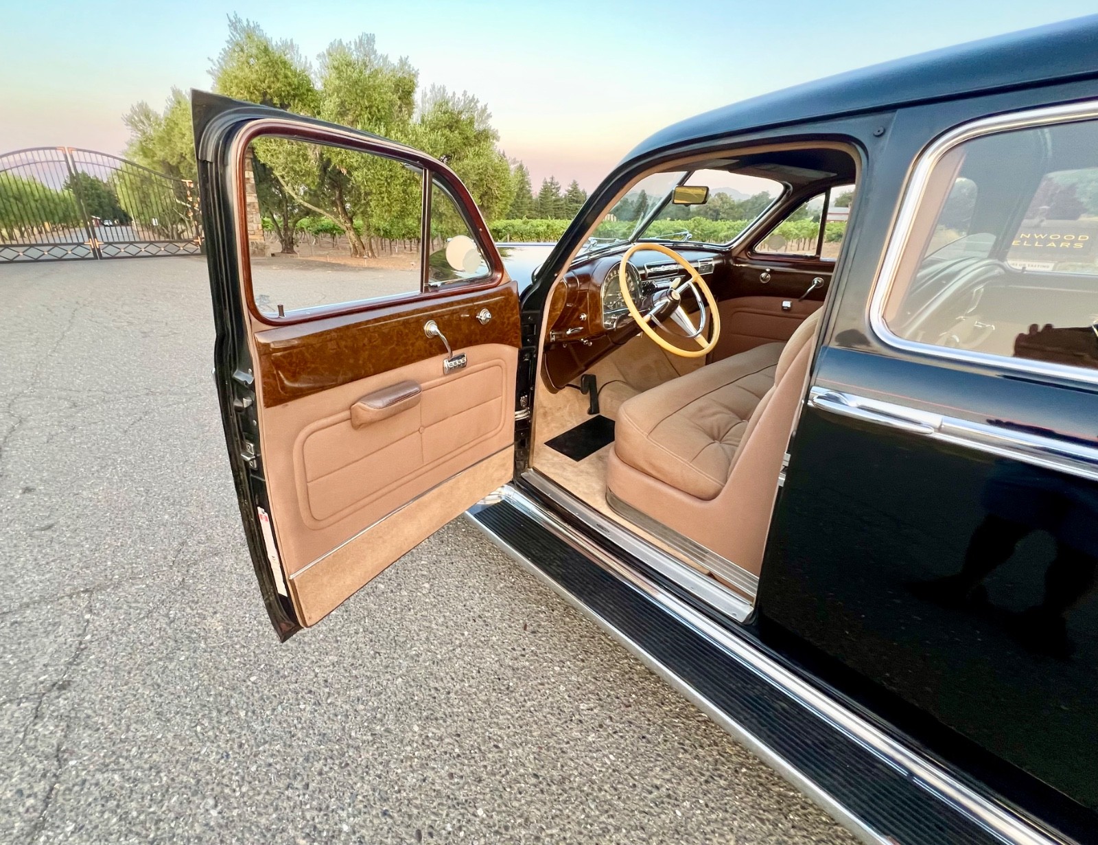 Cadillac-SERIES-75-LIMOUSINE-1948-Limousine-14