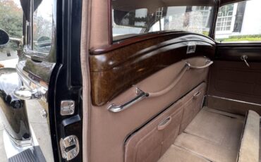 Cadillac-SERIES-75-LIMOUSINE-1948-Limousine-34