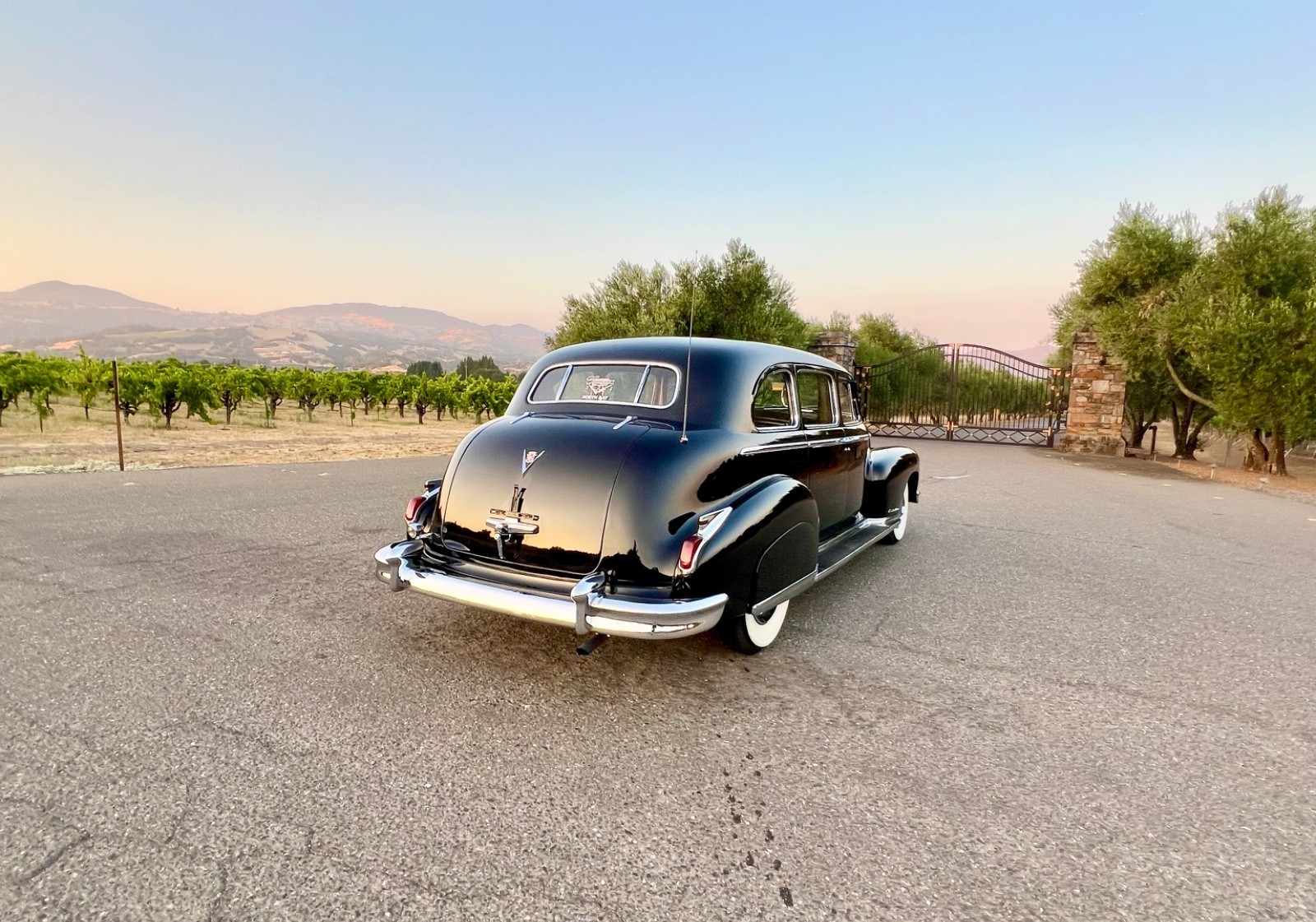 Cadillac-SERIES-75-LIMOUSINE-1948-Limousine-6