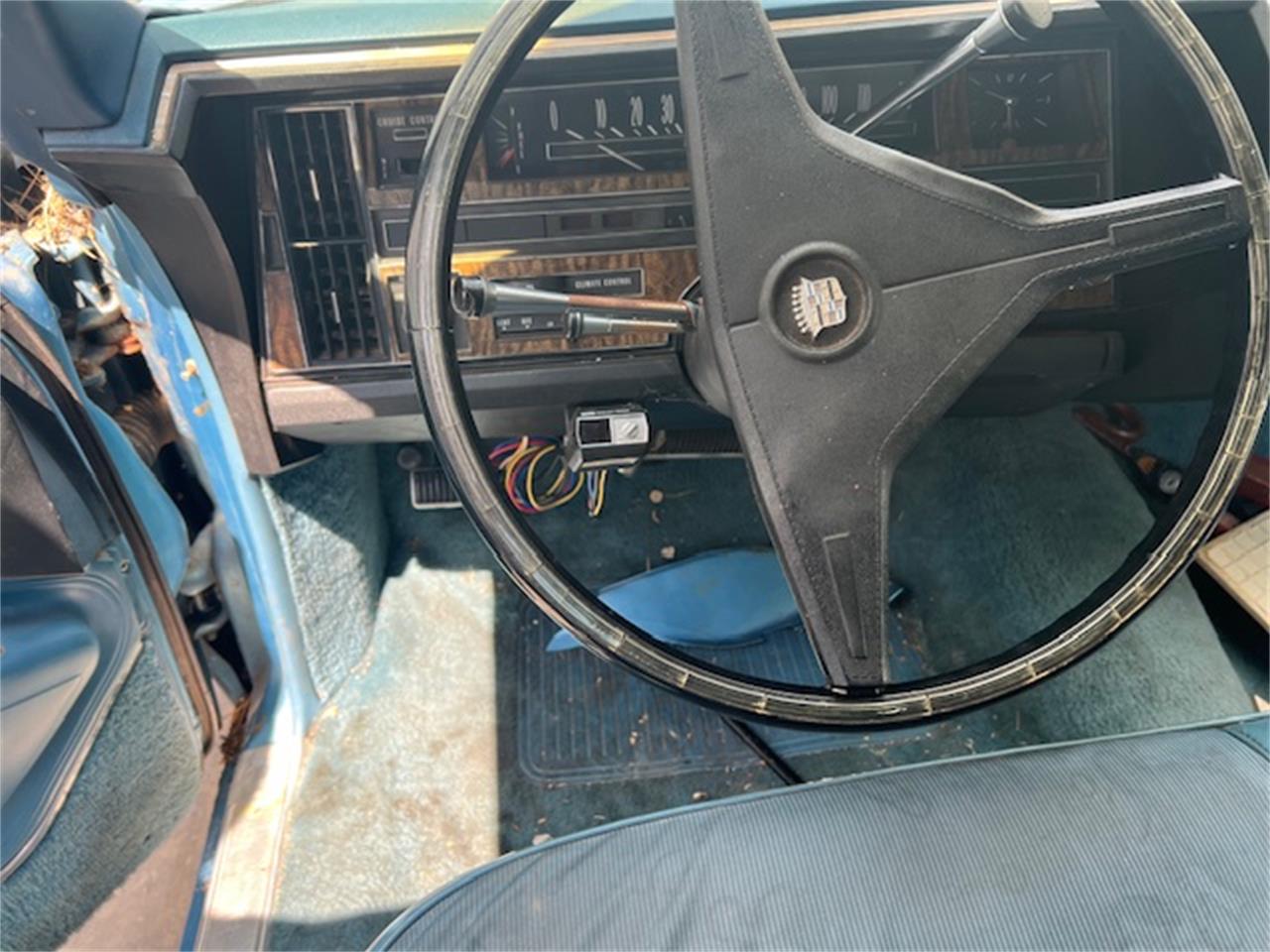 Cadillac-Sedan-1970-Blue-Blue-14