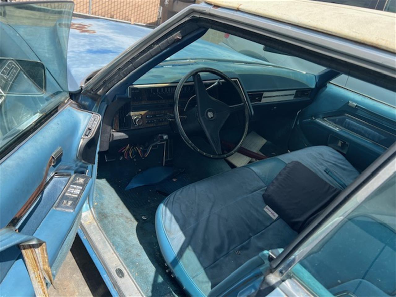 Cadillac-Sedan-1970-Blue-Blue-8