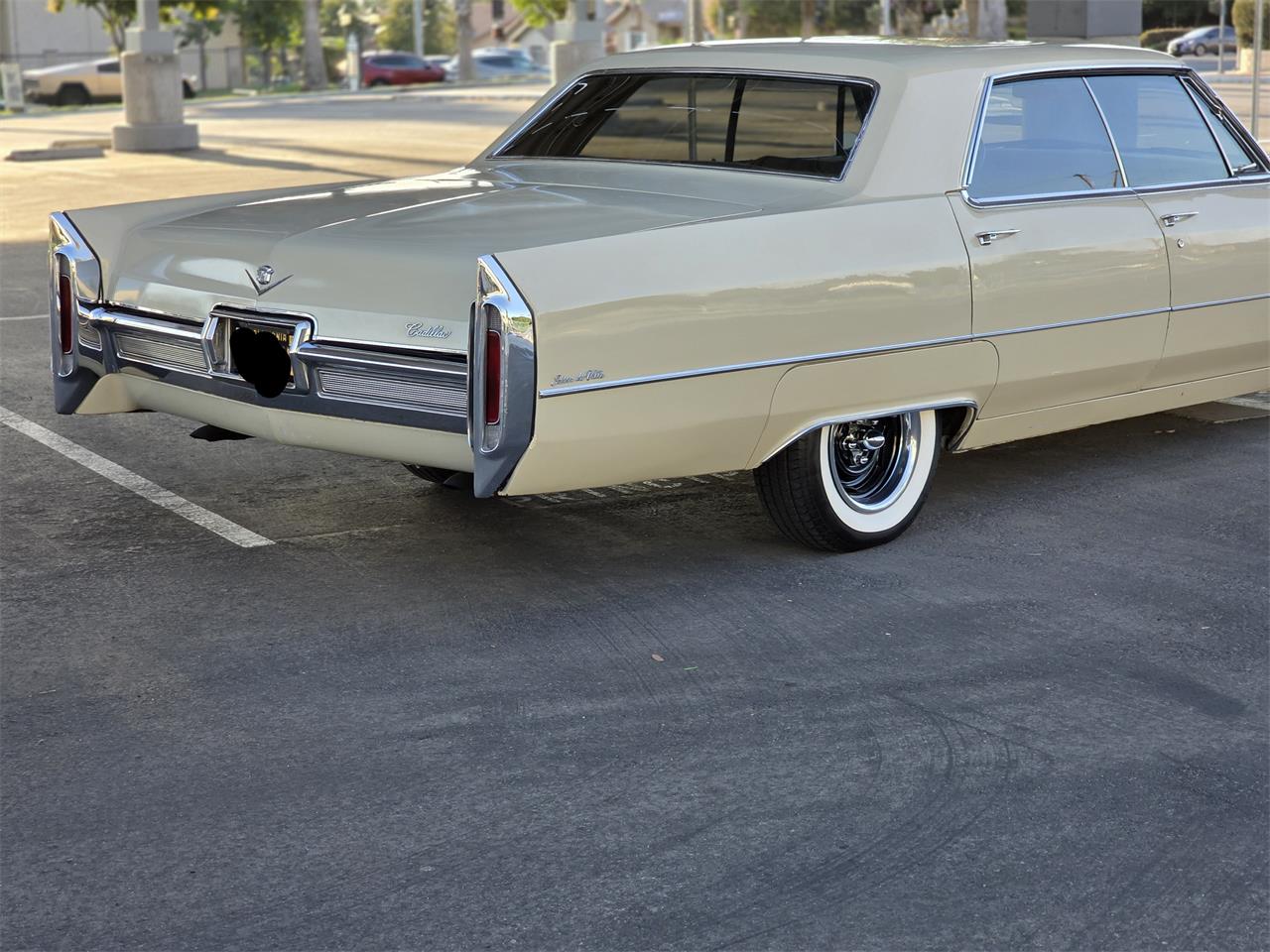Cadillac-Sedan-deville-1966-Beige-Beige-19