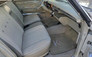 Cadillac-Sedan-deville-1966-Beige-Beige-9