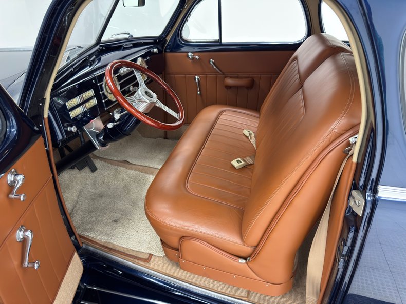 Cadillac-Series-60-1937-Sudan-Blue-Saddle-29