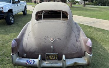 Cadillac-Series-61-1948-Needs-paint-Brown-4