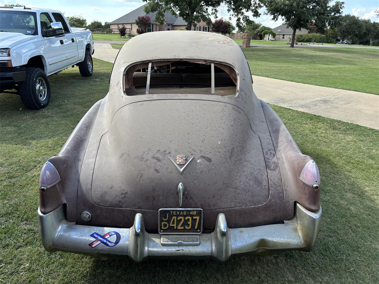 Cadillac-Series-61-1948-Needs-paint-Brown-4