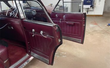 Cadillac-Series-62-1941-valcour-maroon-red-8