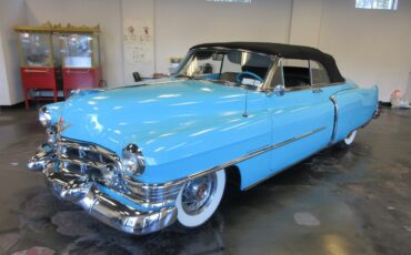 Cadillac-Series-62-1952-Convertible-23