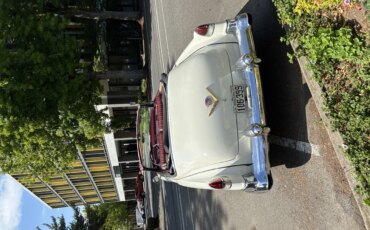 Cadillac-Series-62-1953-White-Burgundy-11