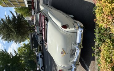 Cadillac-Series-62-1953-White-Burgundy-13