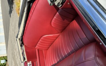 Cadillac-Series-62-1953-White-Burgundy-25