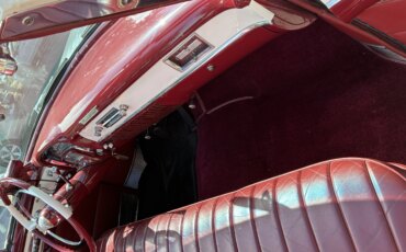 Cadillac-Series-62-1953-White-Burgundy-33