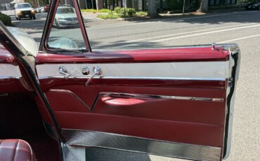 Cadillac-Series-62-1953-White-Burgundy-35
