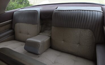 Cadillac-Series-62-1957-Off-White-Brown-14