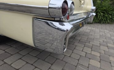 Cadillac-Series-62-1957-Off-White-Brown-17