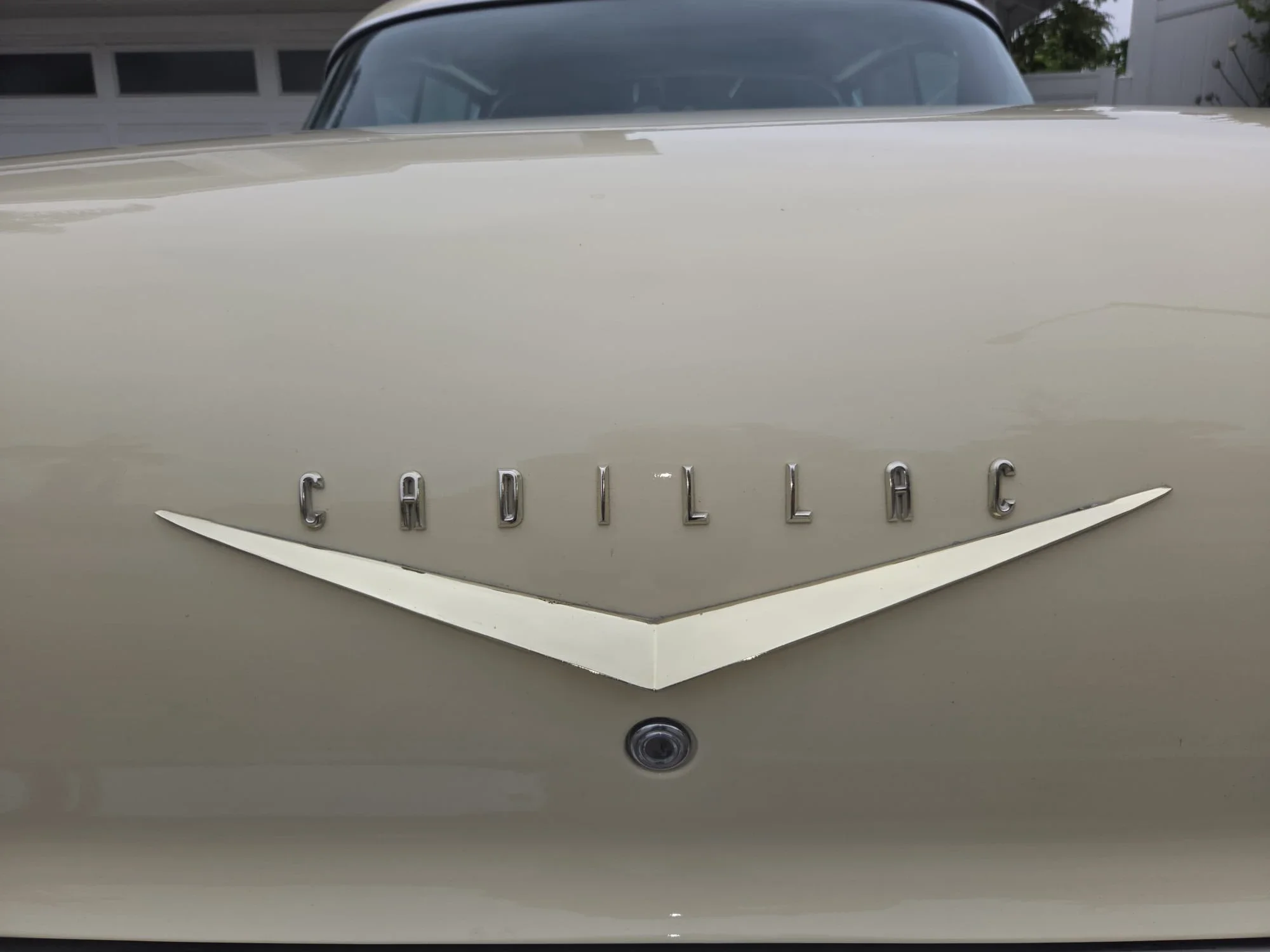Cadillac-Series-62-1957-Off-White-Brown-19