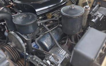Cadillac-Series-62-1957-Off-White-Brown-30
