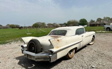 Cadillac-Series-62-1958-19