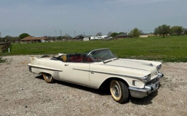 Cadillac-Series-62-1958-22