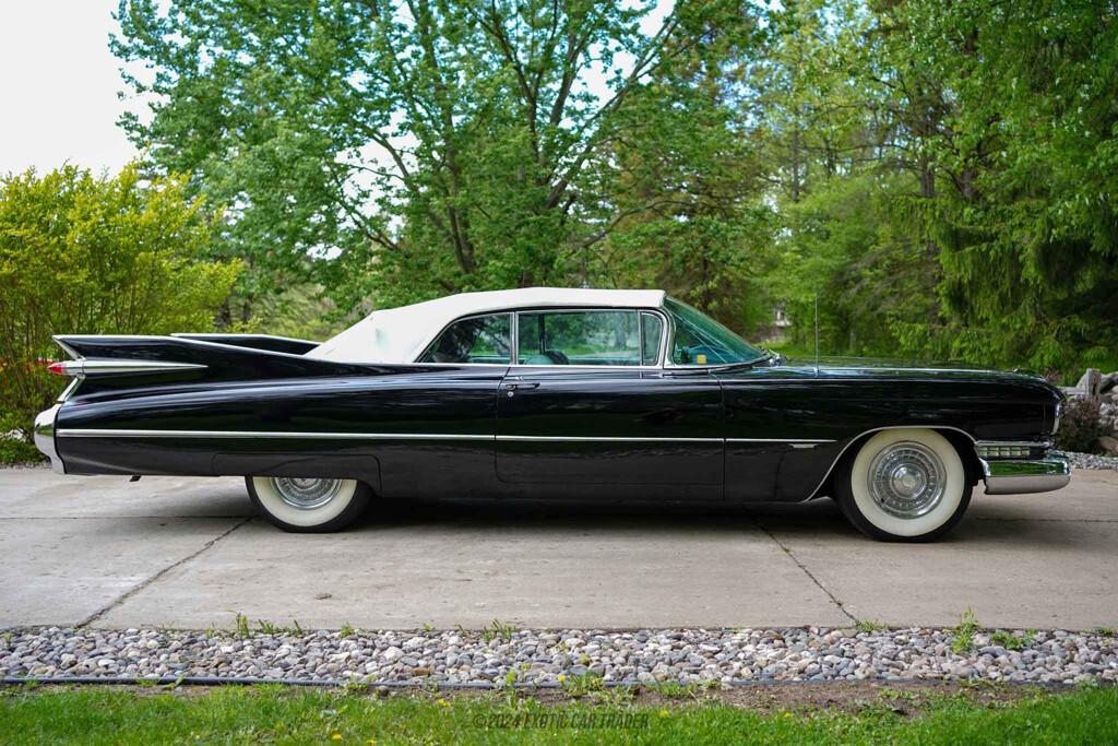 Cadillac-Series-62-1959-Convertible-21