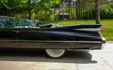 Cadillac-Series-62-1959-Convertible-4