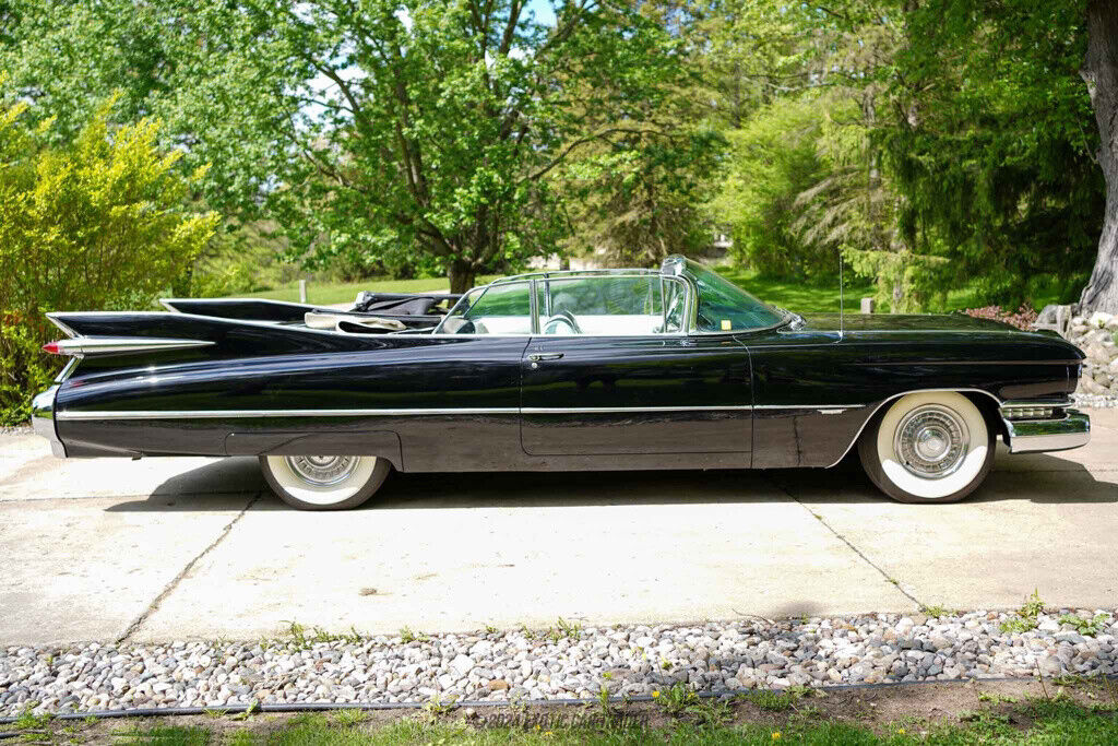 Cadillac-Series-62-1959-Convertible-8