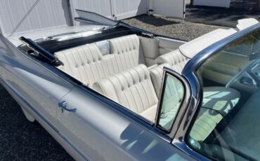 Cadillac-Series-62-1959-Triple-White-White-2