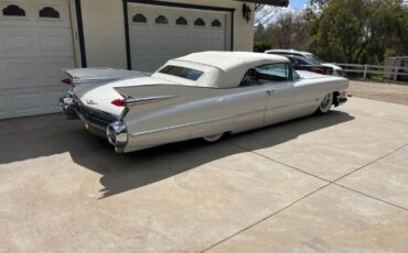 Cadillac-Series-62-1959-Triple-White-White-5