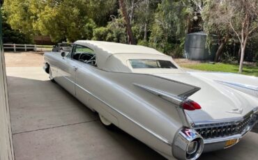 Cadillac-Series-62-1959-Triple-White-White-7
