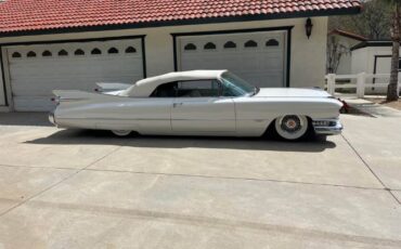 Cadillac-Series-62-1959-Triple-White-White-8
