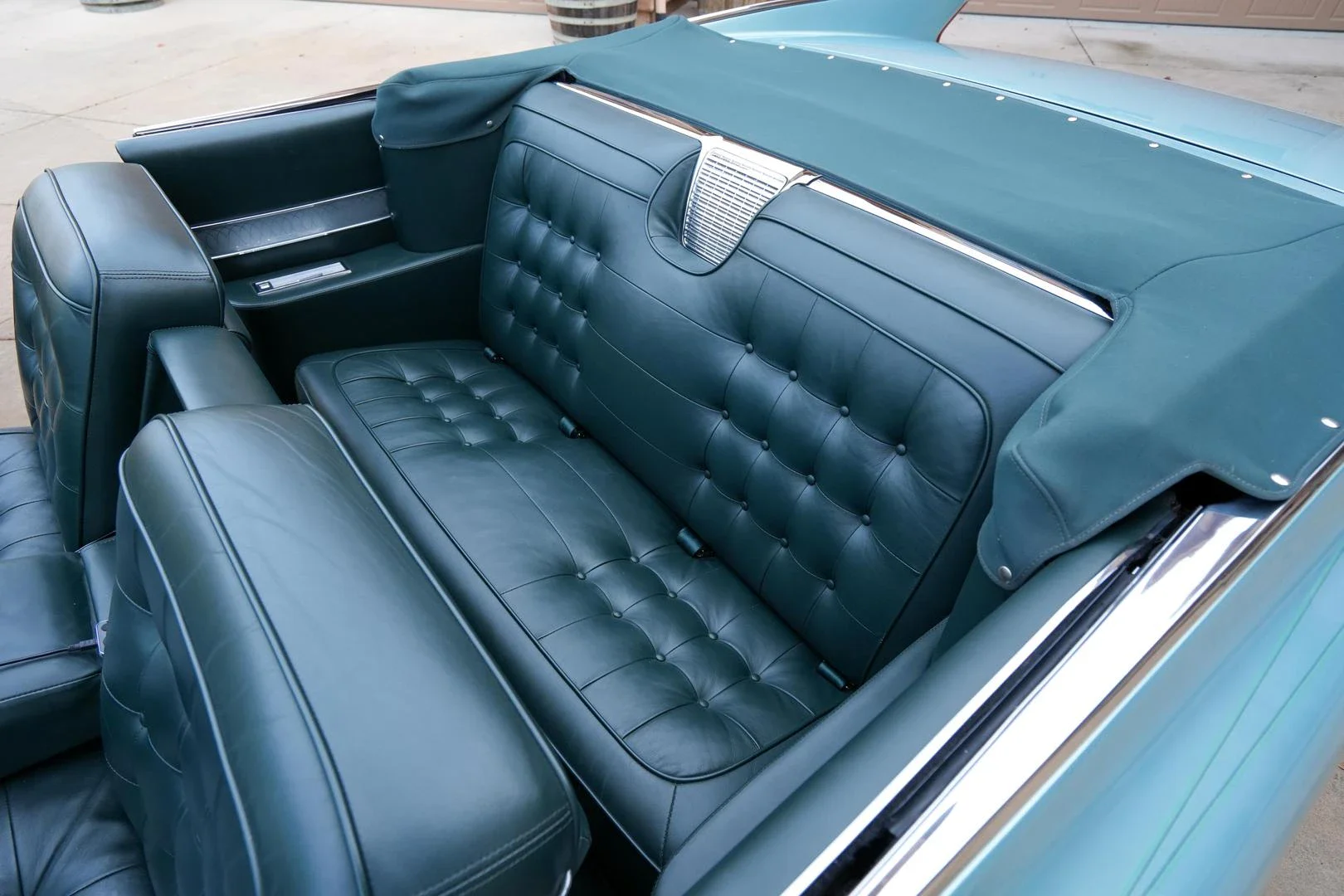 Cadillac-Series-62-1960-Green-Green-2