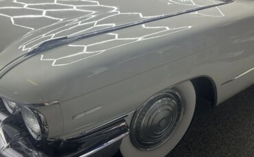 Cadillac-Series-62-1960-Off-White-Red-17