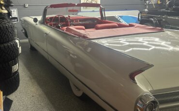 Cadillac-Series-62-1960-Off-White-Red-22
