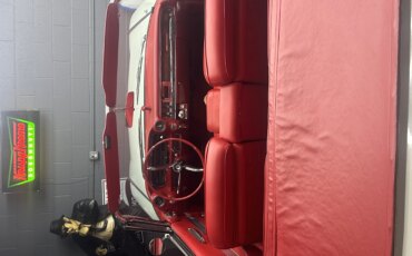 Cadillac-Series-62-1960-Off-White-Red-4