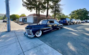Cadillac-Series-62-Fastback-Club-Coupe-1946-Coupe-10