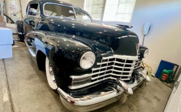 Cadillac-Series-62-Fastback-Club-Coupe-1946-Coupe-18