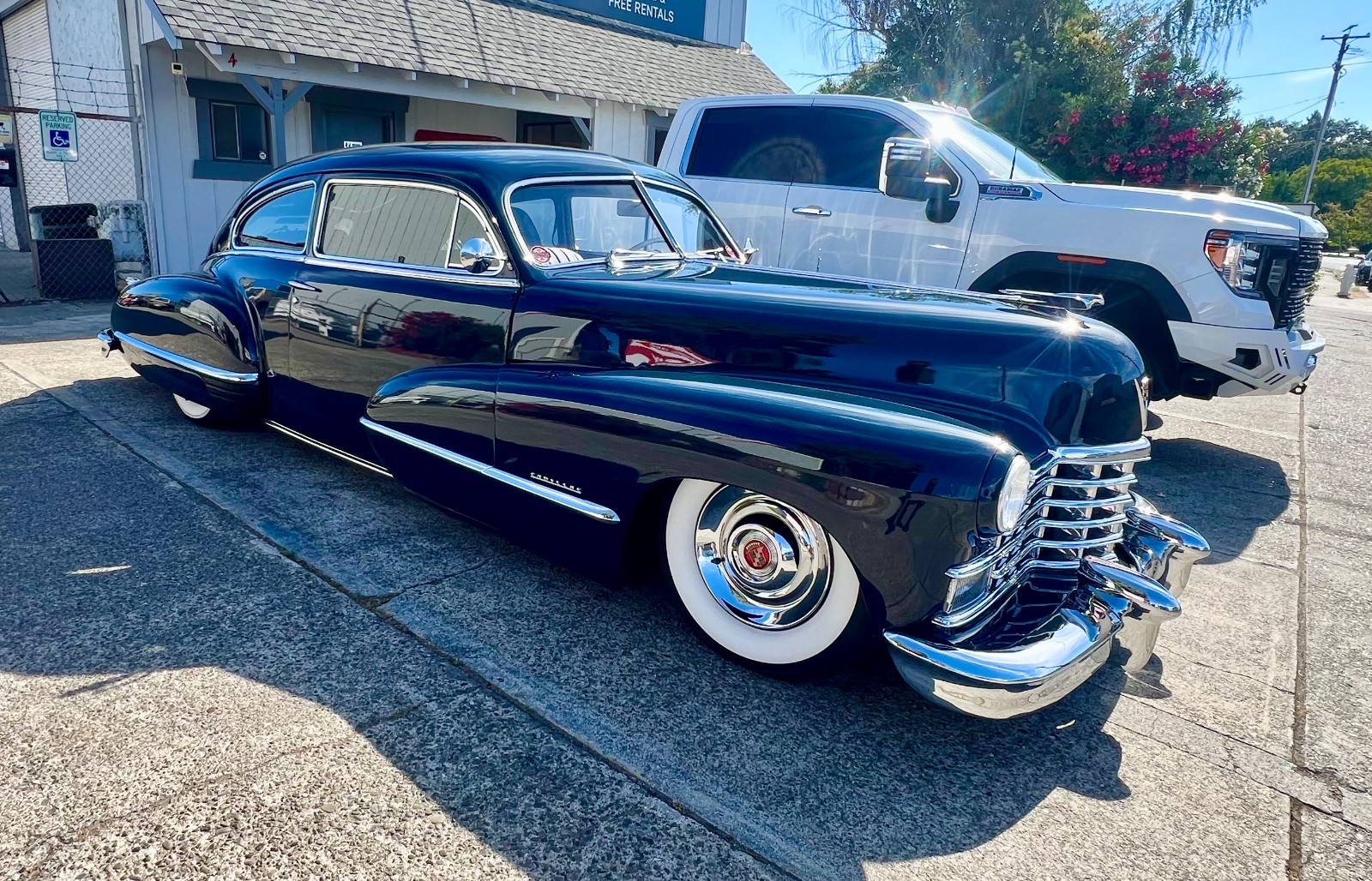 Cadillac-Series-62-Fastback-Club-Coupe-1946-Coupe-21