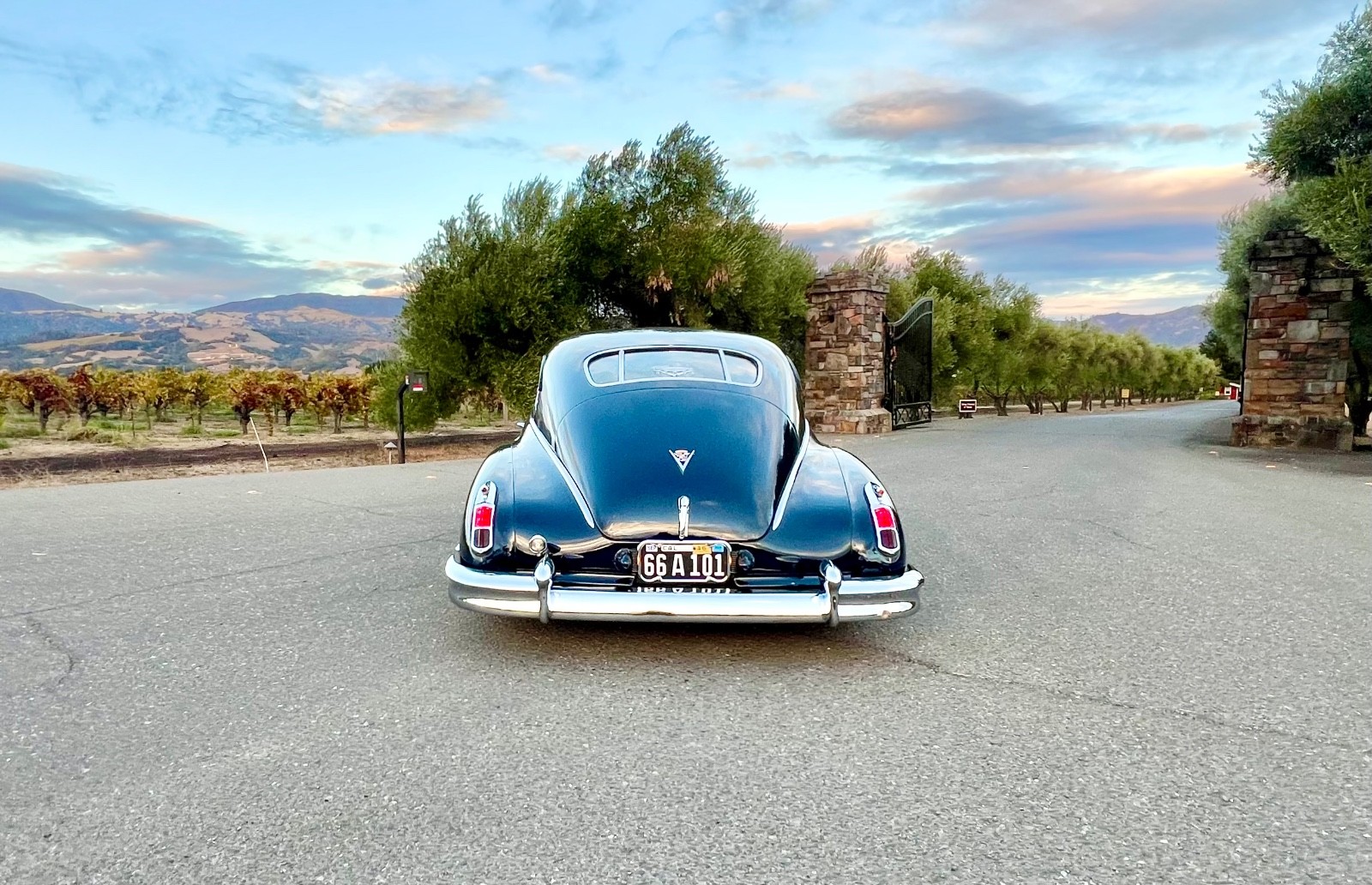 Cadillac-Series-62-Fastback-Club-Coupe-1946-Coupe-5